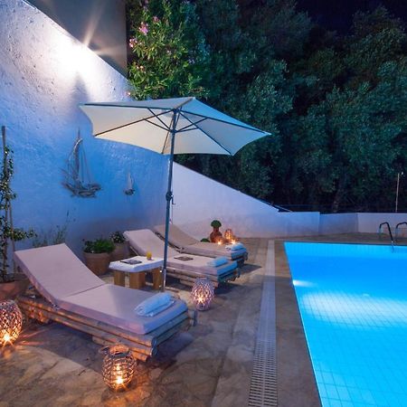 Odyssey Villas Kassiopi Exterior foto