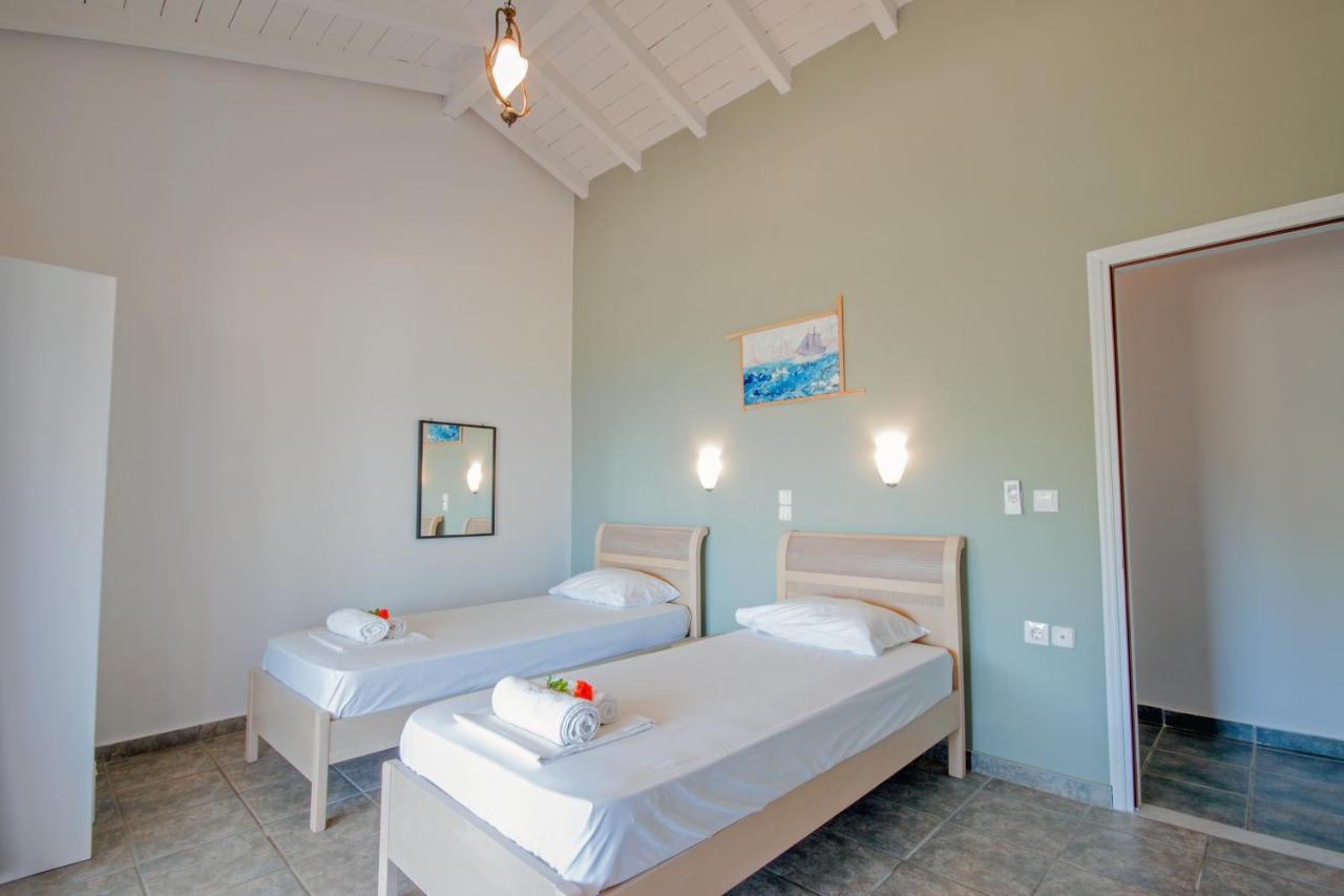 Odyssey Villas Kassiopi Exterior foto